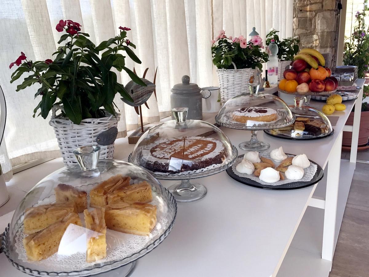 La Cascata Negli Ulivi Bed and Breakfast Toscolano Maderno Exteriör bild